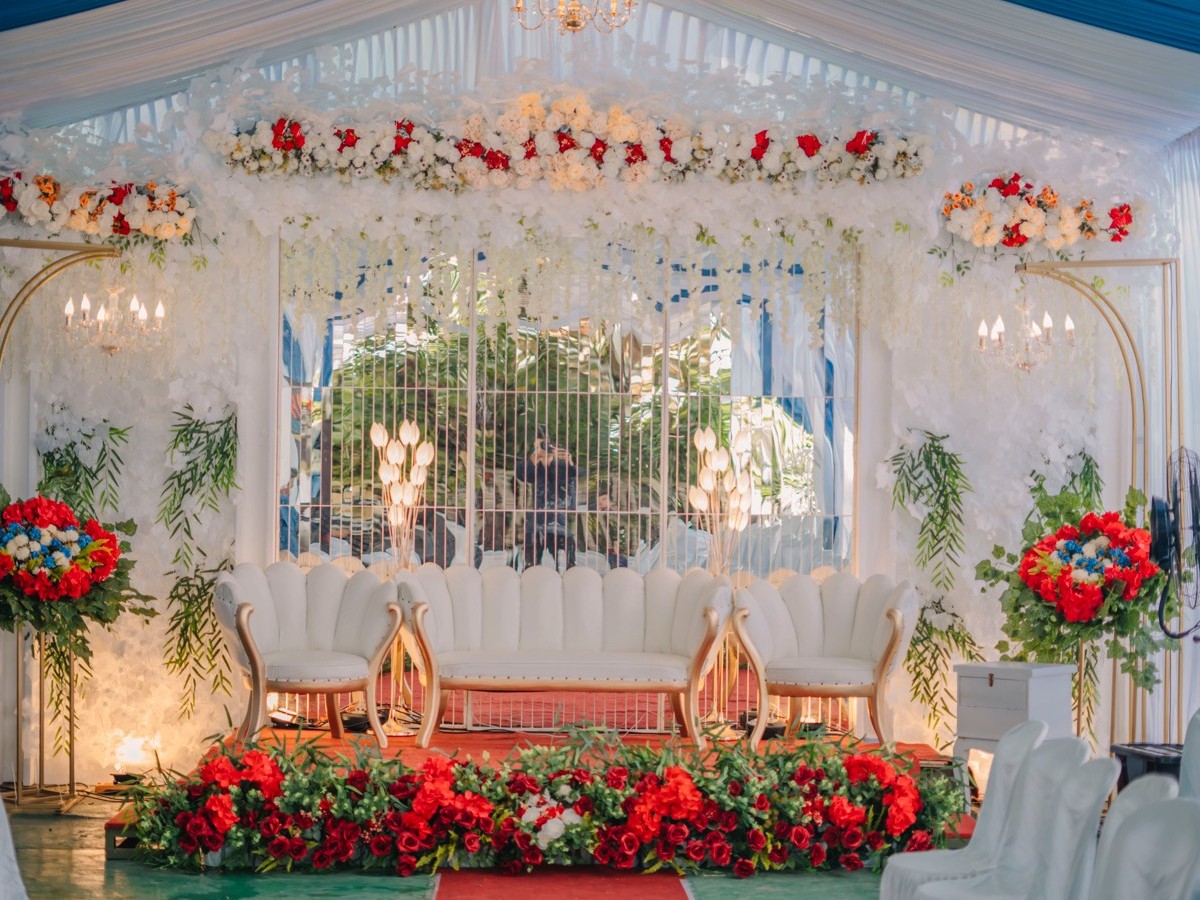 decoration-main-1749872156-dek 2.jpg